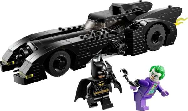 LEGO DC Batmobile: Batman vs. The Joker Chase Set - Image 5