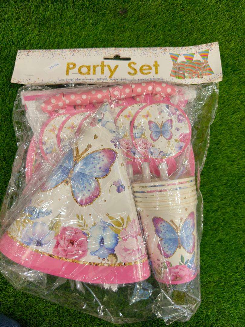 Party Time - 37-Pieces Disposable Tableware Sets - Assorted - Image 17