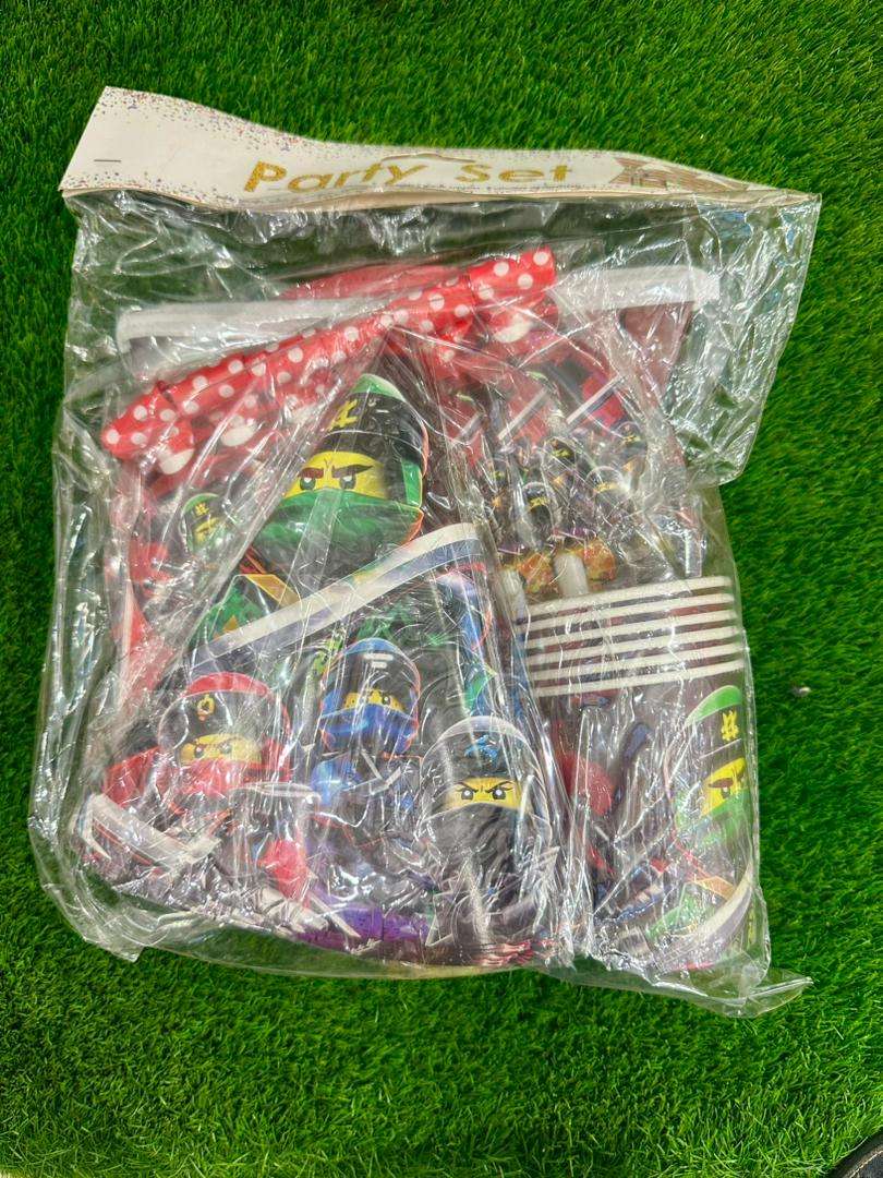 Party Time - 37-Pieces Disposable Tableware Sets - Assorted - Image 15