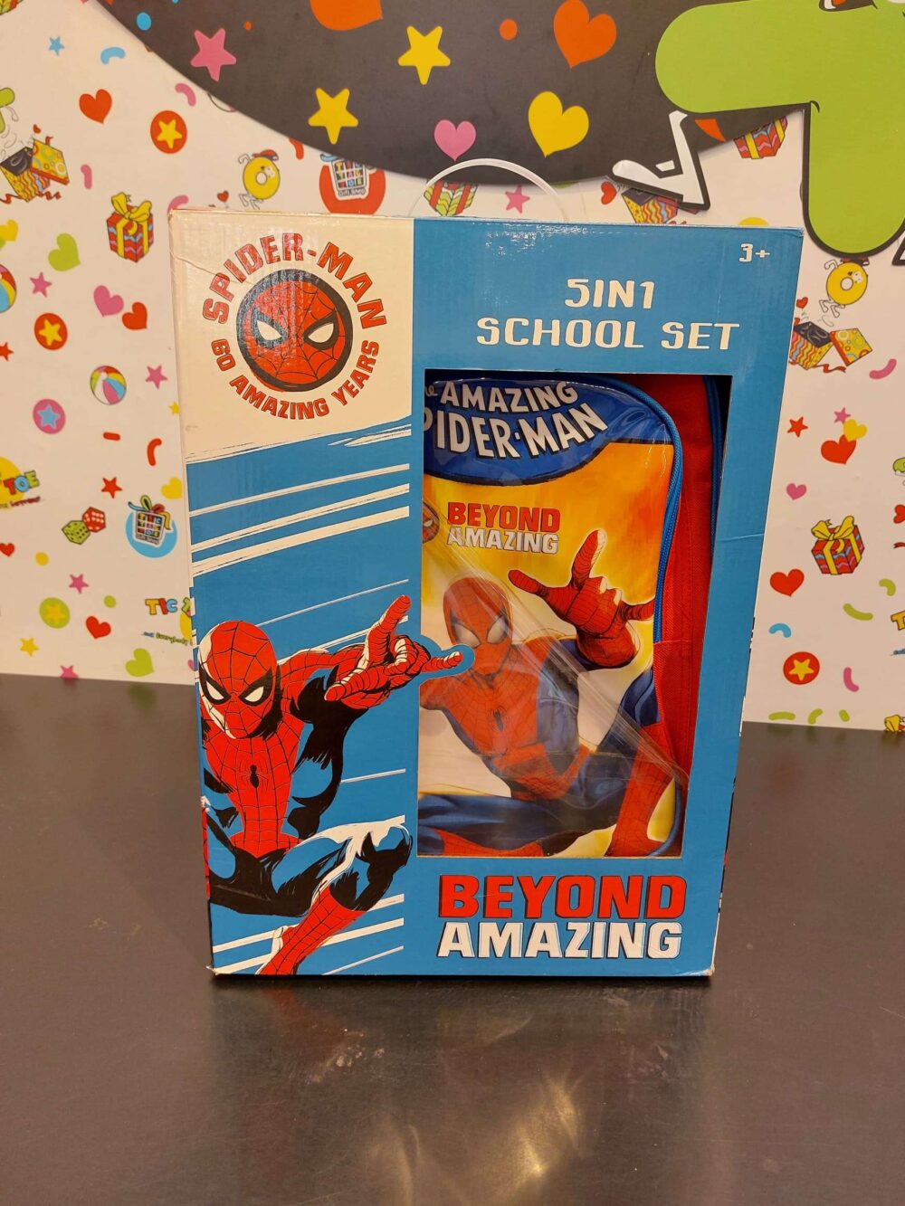 Marvel Spider-Man 5-in-1 Trolley School Bag Set - Image 4