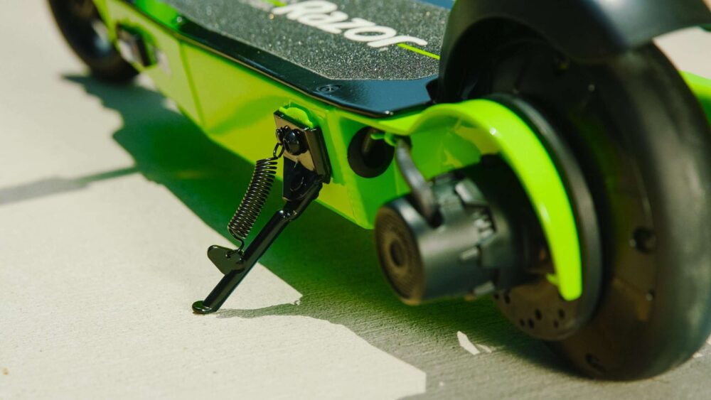 Razor Electric Scooter - Powercore S80 - Image 3