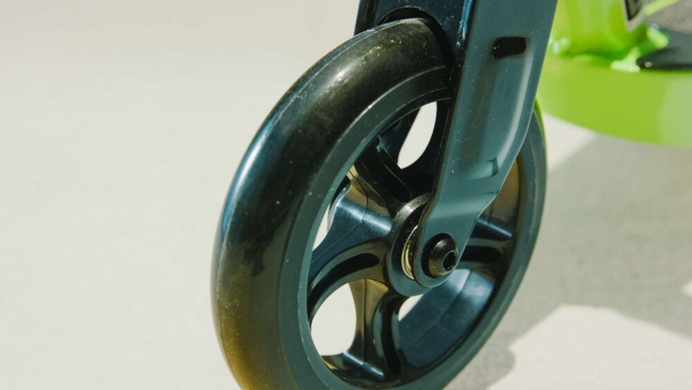 Razor Electric Scooter - Powercore S80 - Image 4