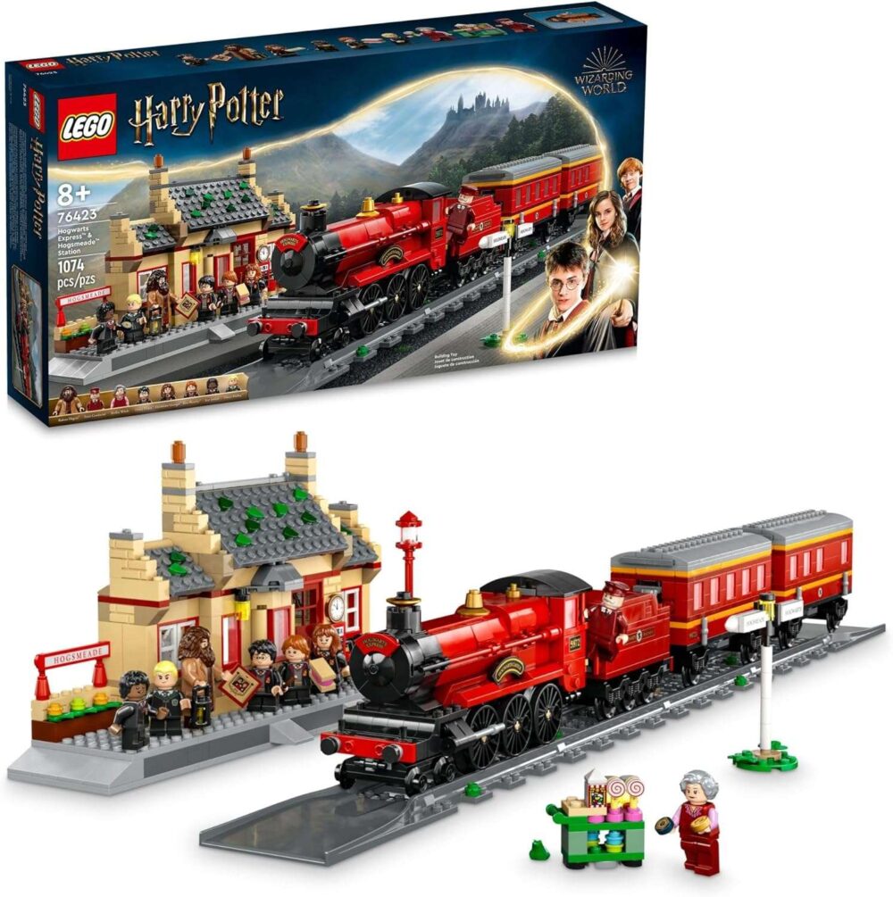 LEGO Harry Potter Hogwarts Express & Hogsmeade Station - Image 2