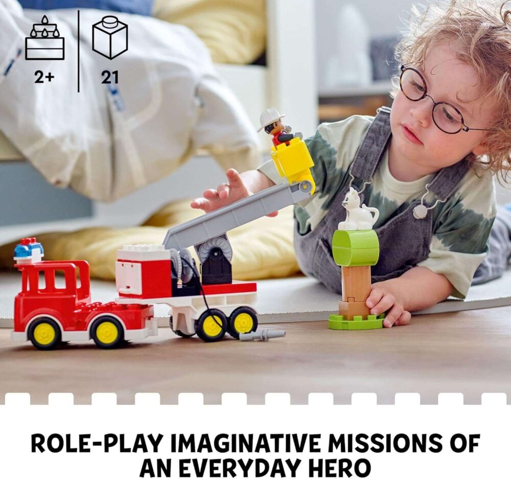 LEGO DUPLO Town Fire Truck - Image 4