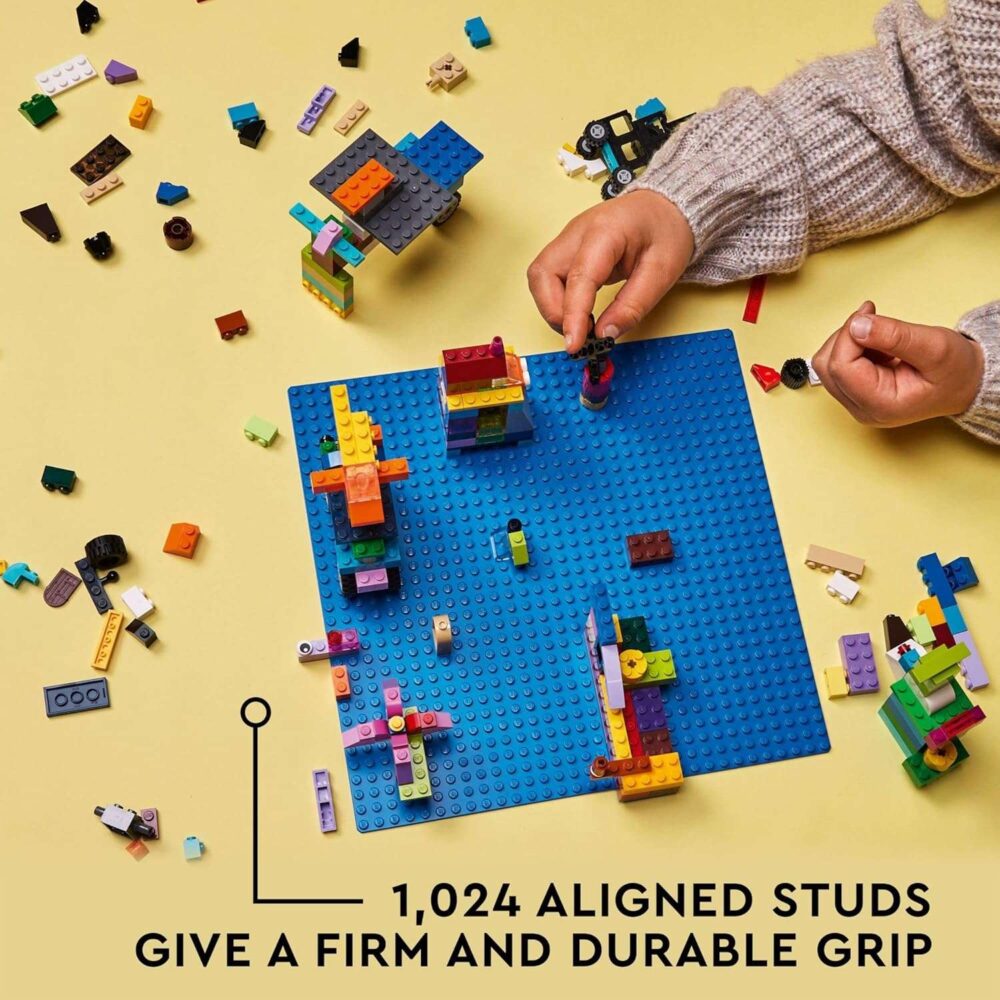 LEGO Classic Blue Baseplate - Image 5