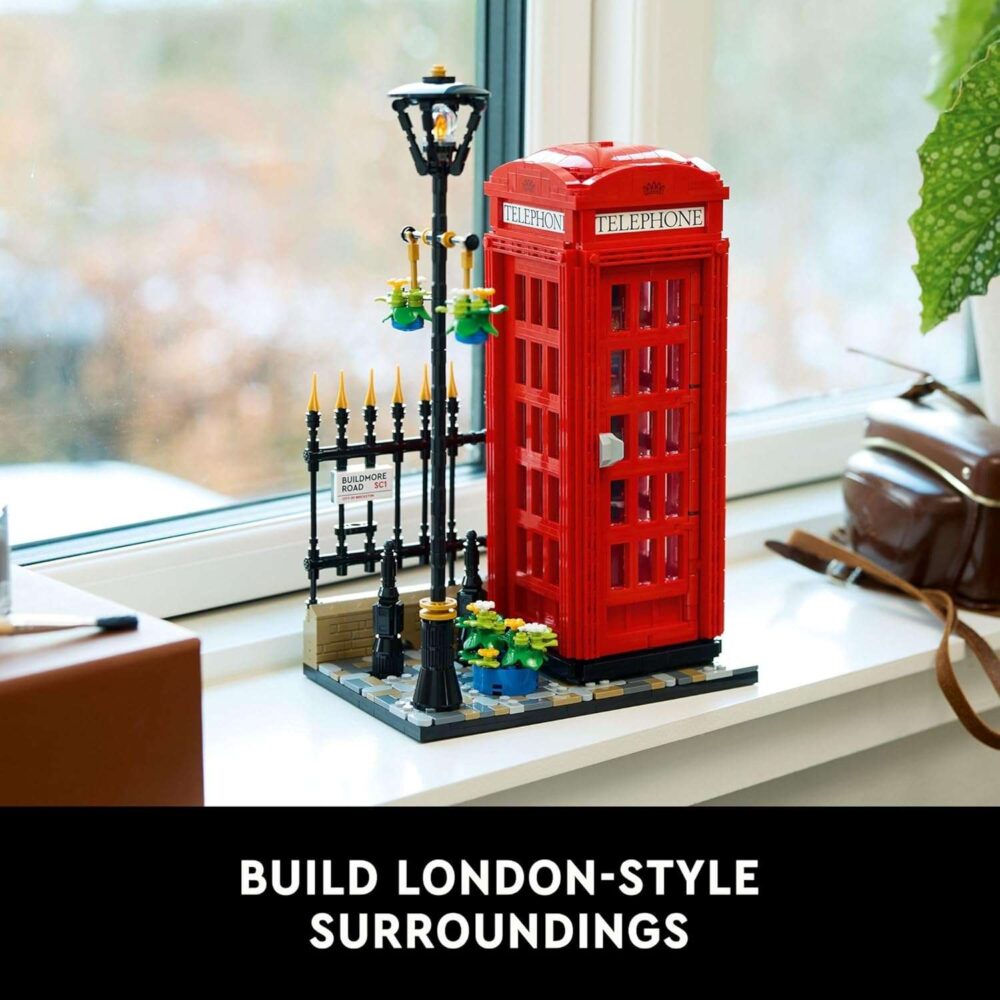 LEGO Ideas Red London Telephone Box Model - Image 6