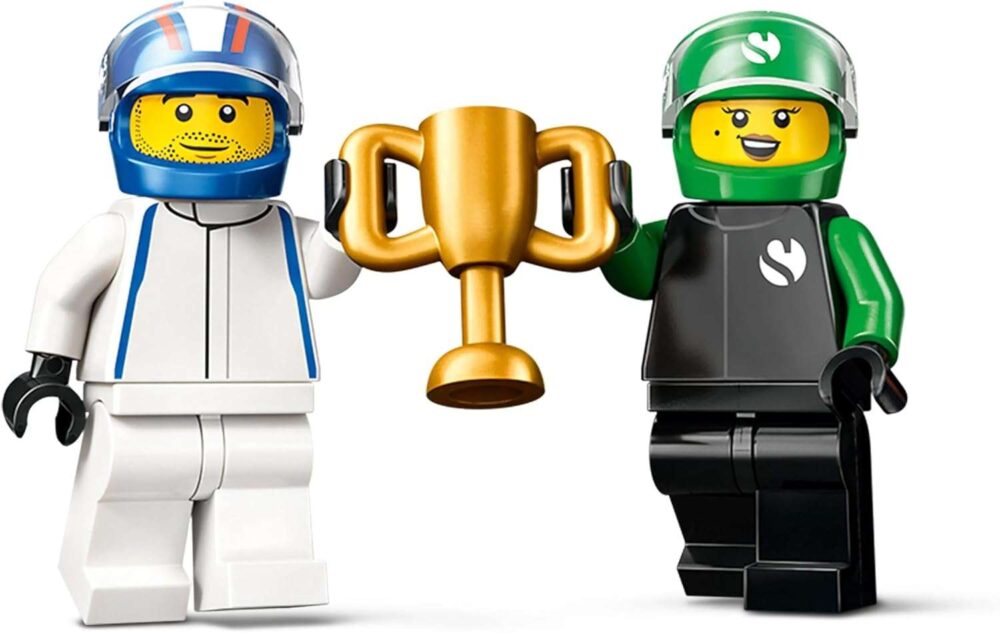 LEGO City F1 Grid with VCARB & Sauber Race Cars - Image 6