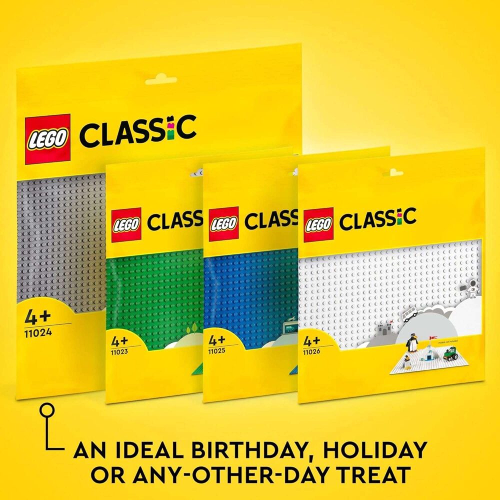 LEGO Classic Blue Baseplate - Image 7
