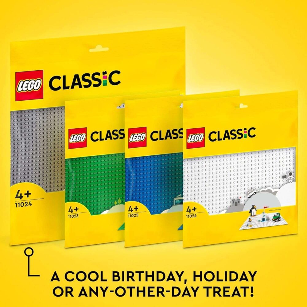LEGO Classic White Baseplate - Image 8