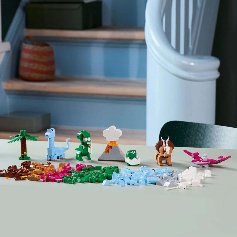 LEGO Classic Creative Dinosaurs Set - Image 10