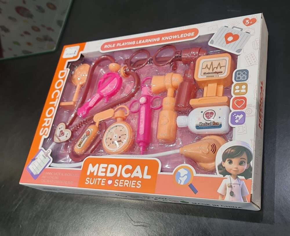 Doctor Set - BLUE & PINK - 39x5.5x28CM. - Image 4