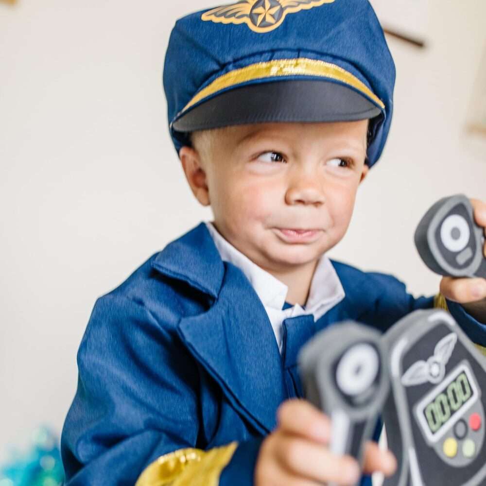 Melissa & Doug Pilot Role Play Costume Set (Dress-Up Pretend Play - 6 Pieces) - Image 6