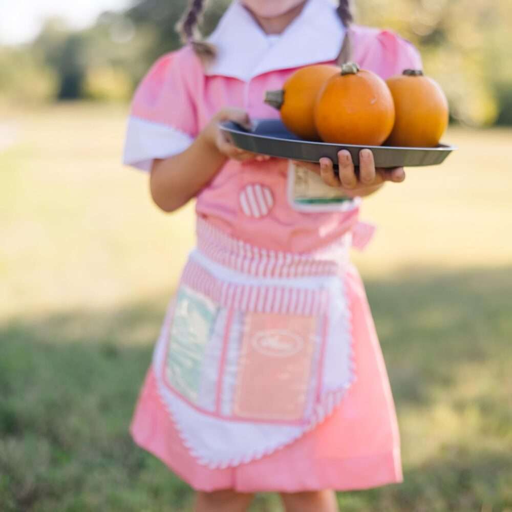 Melissa & Doug Waitress Role Play Costume Set - 7 pcs - Includes Apron, Order Pad, Cap - Image 7