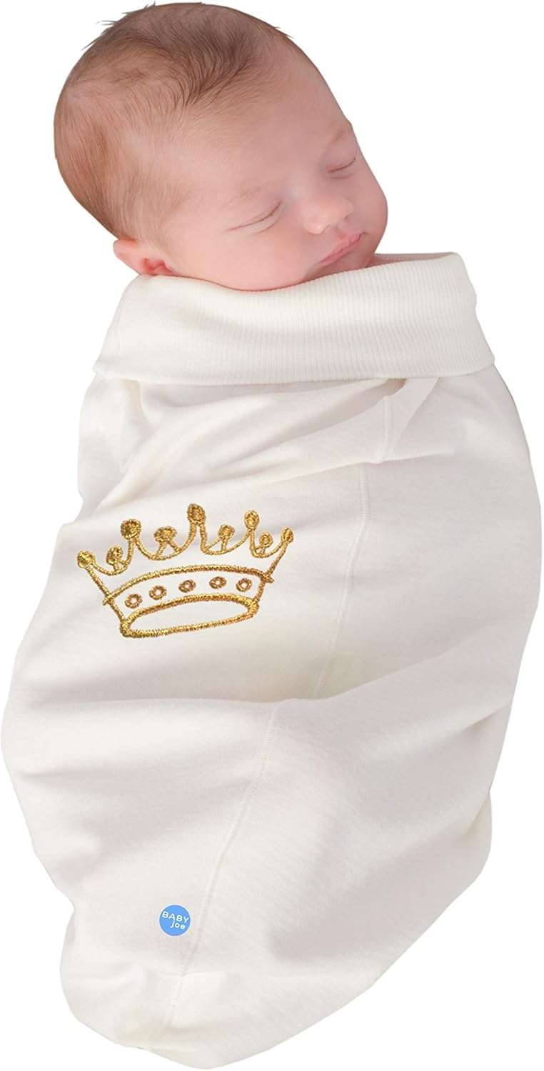 Cozy Cocoon – Swaddle with Hat and Announcement Card – Crown Baby - Image 4