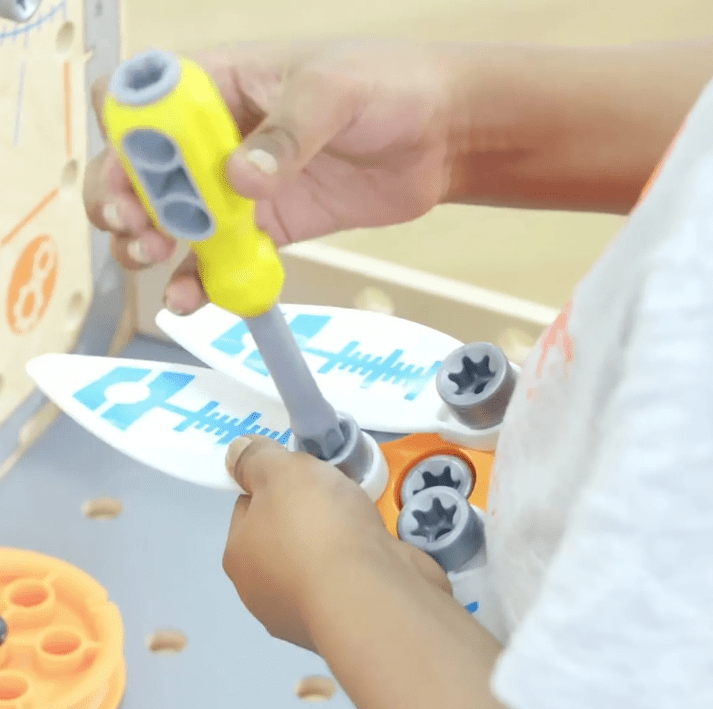 Hape - Junior Inventor - Three Experiment Kit - Image 3