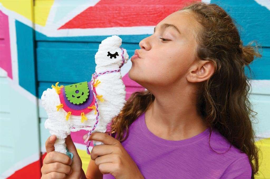 4M KidzMaker - Make Your Own Llama Doll - 04755 - Image 9